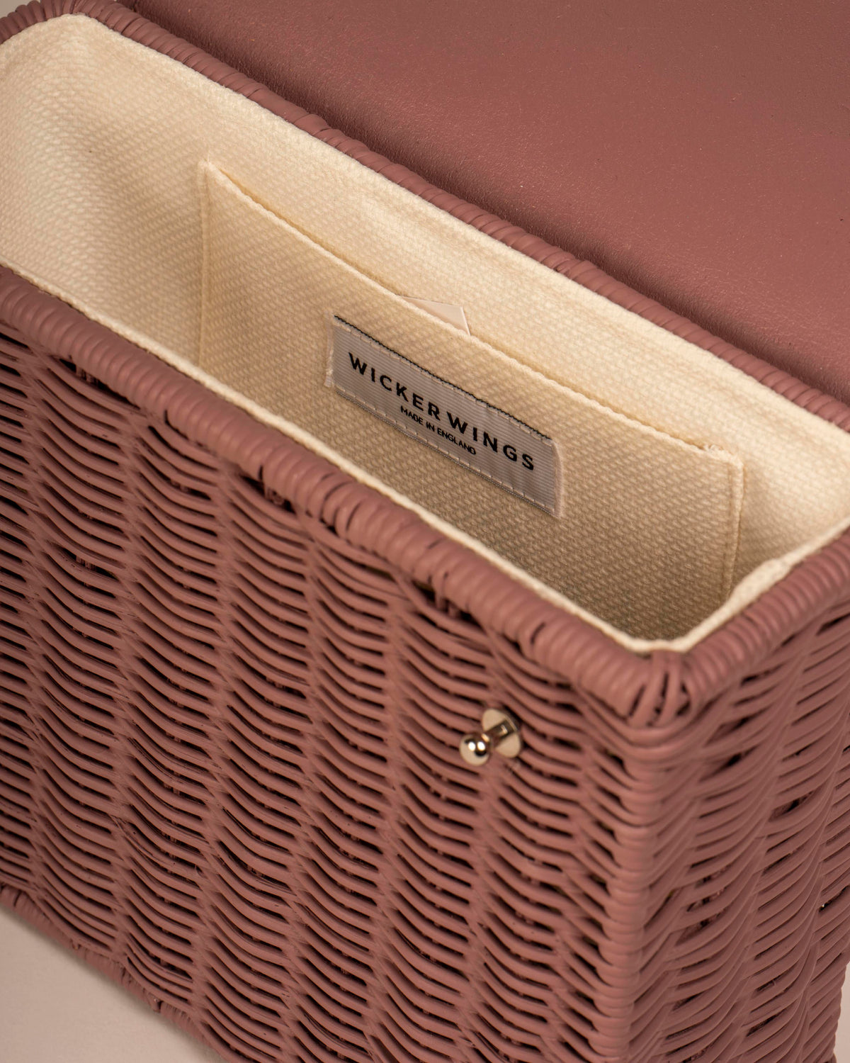 Interior shot of the Wicker Wings handwoven Kuai dusk bag.